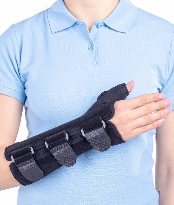 CARPOFIX M FINGER – Orteza mainii si policelui, marimea 5, stanga
